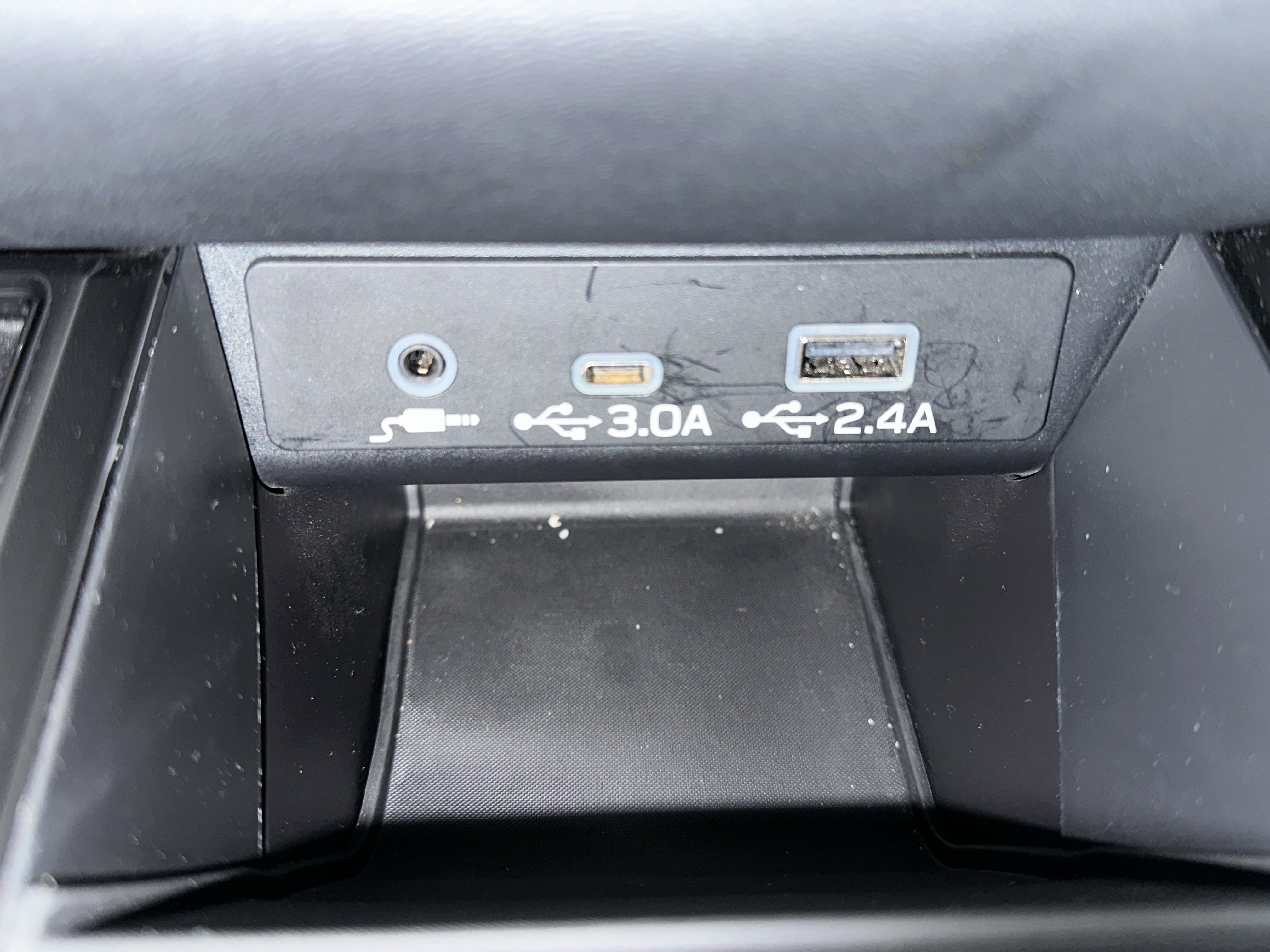 Used 2024 Subaru Outback Premium AWD/4WD image 39