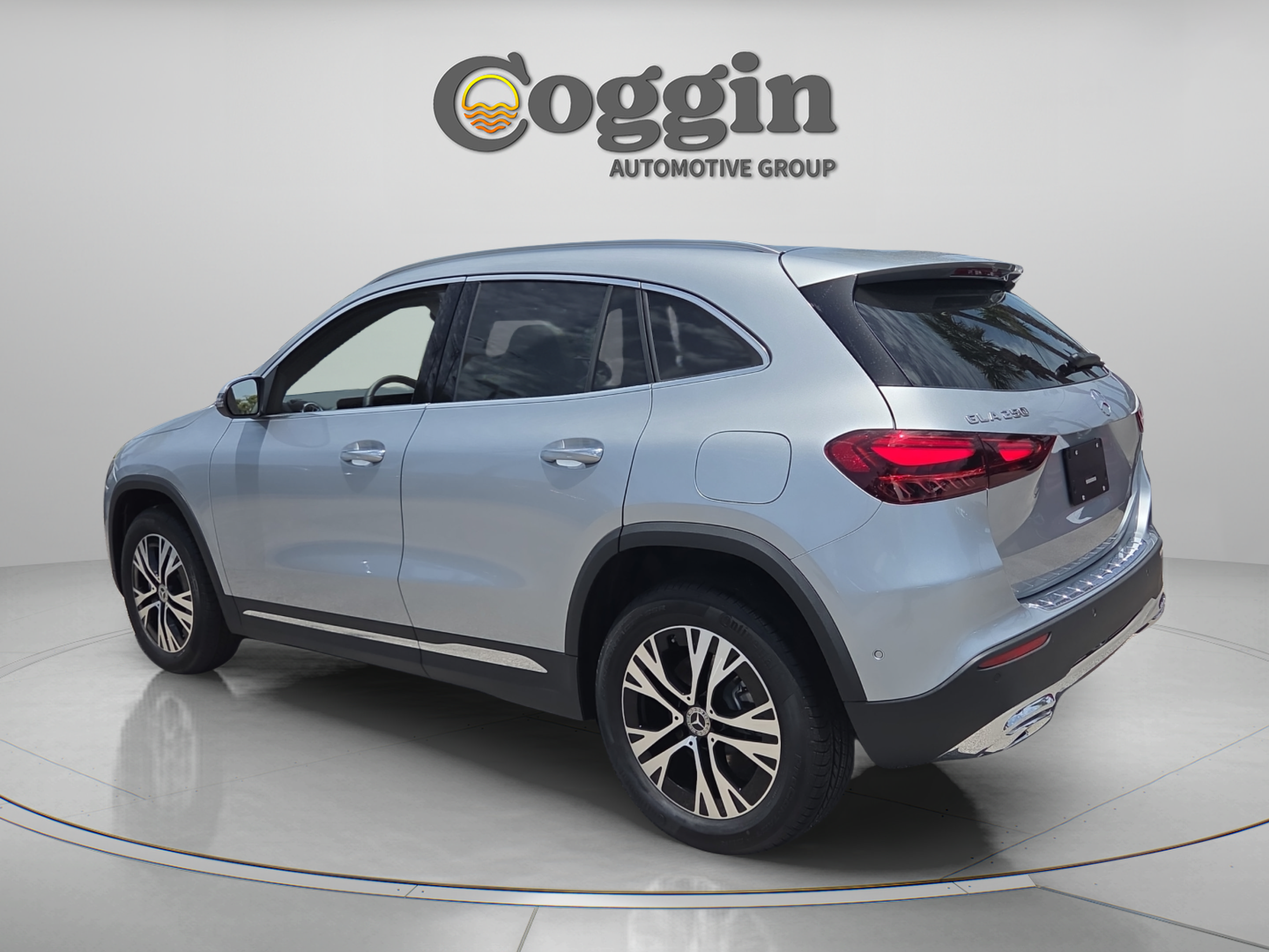 New 2026 Mercedes-Benz GLA 250 image 3