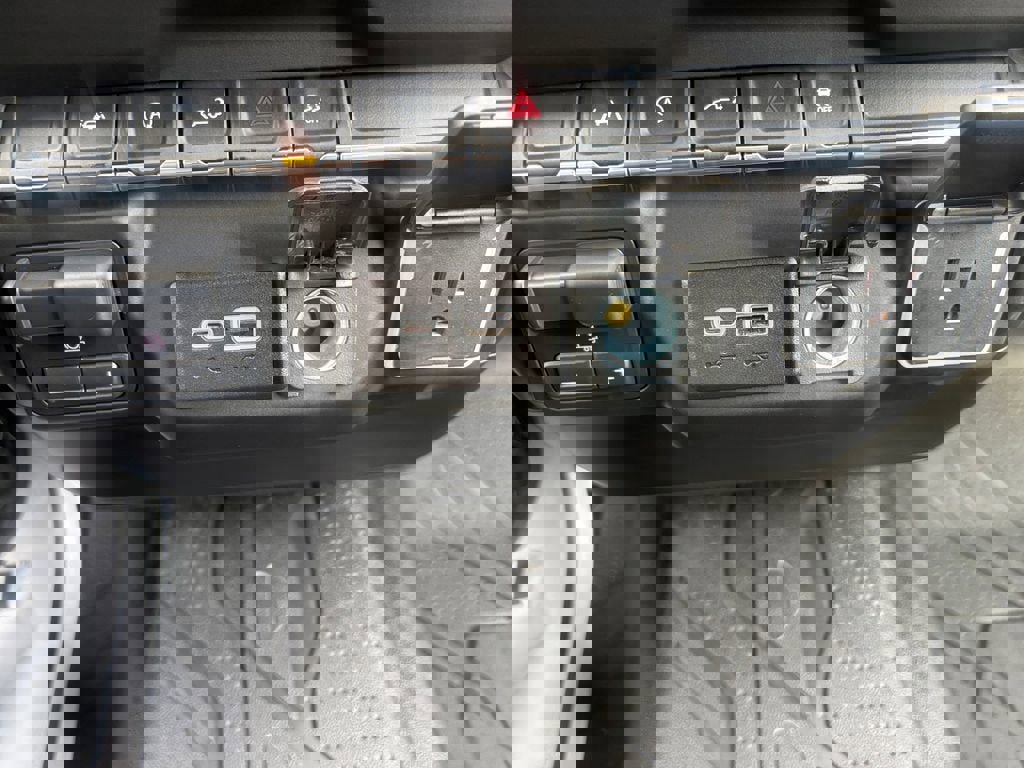 Used 2023 Chevrolet Silverado 1500 Custom w/ LPO, Dark Essentials Package image 19