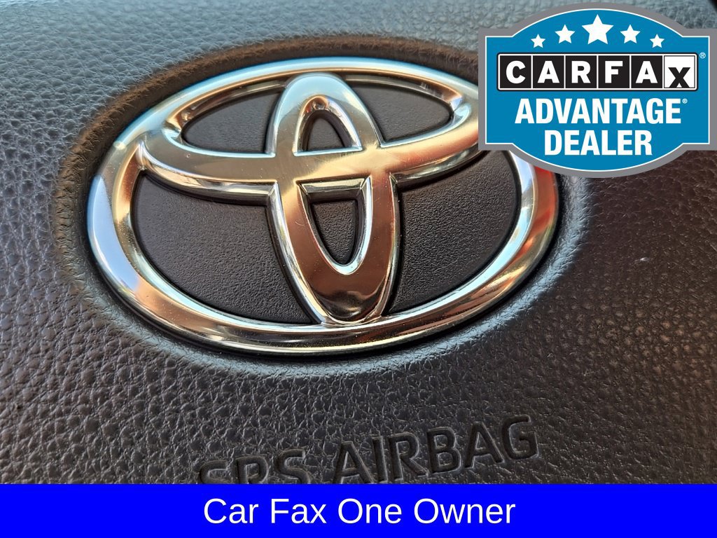 Used 2024 Toyota Highlander XLE AWD/4WD image 28