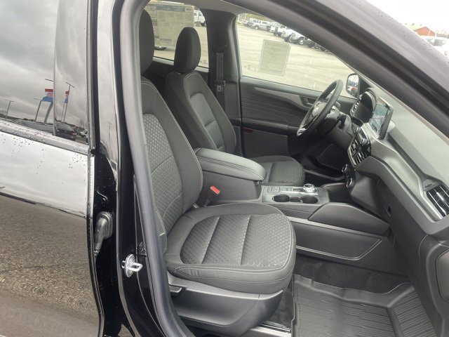 New 2025 Ford Escape Active w/ Cold Weather Package image 46