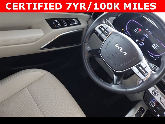 Used 2023 Kia Telluride S image 12