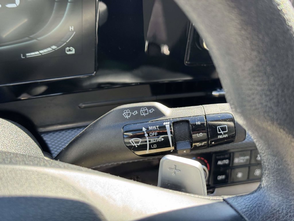 Used 2024 Kia Sportage EX AWD/4WD image 21