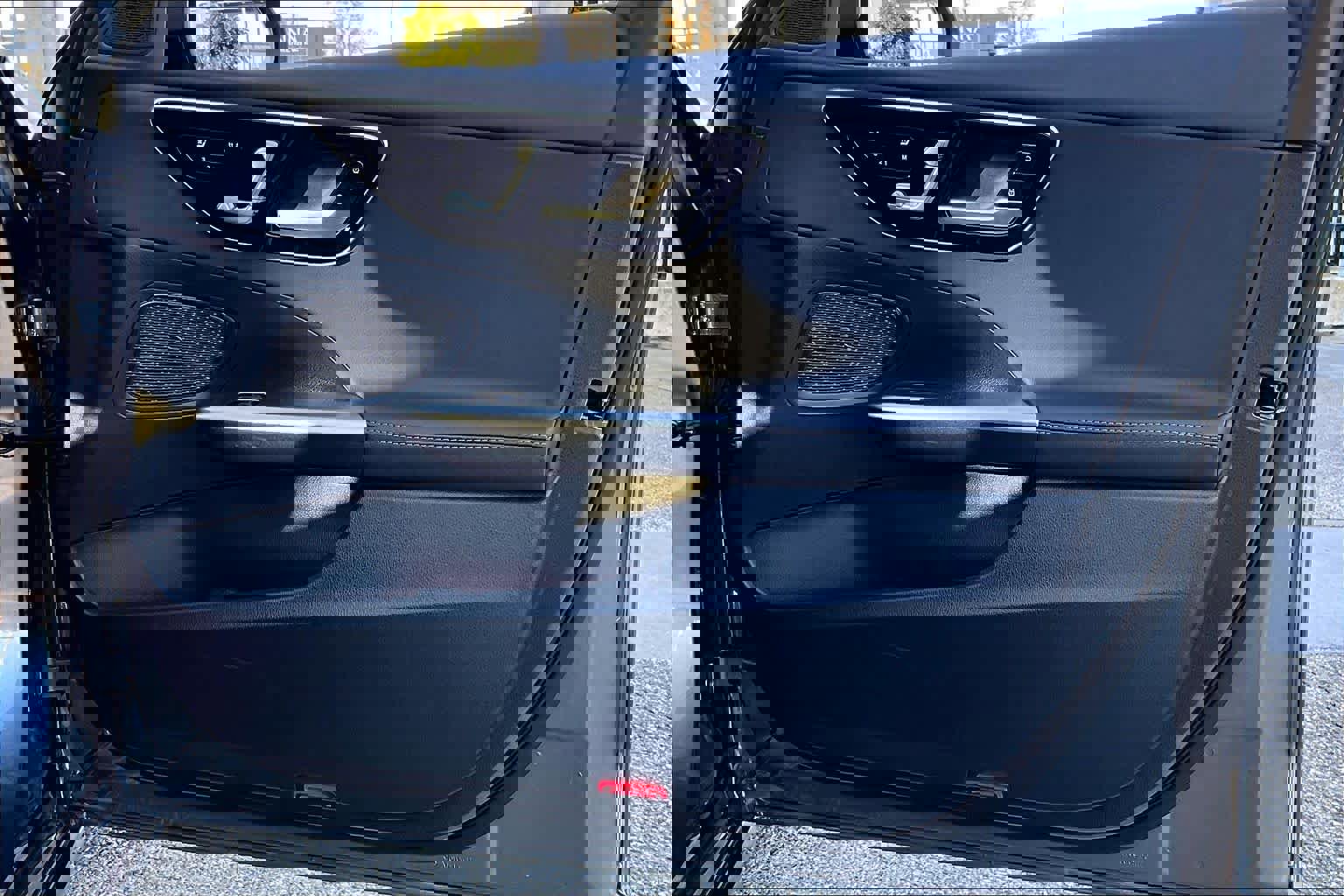 Used 2025 Mercedes-Benz C 300 Sedan image 22