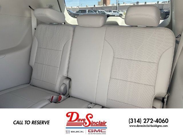 New 2027 Buick Enclave Avenir FWD image 24