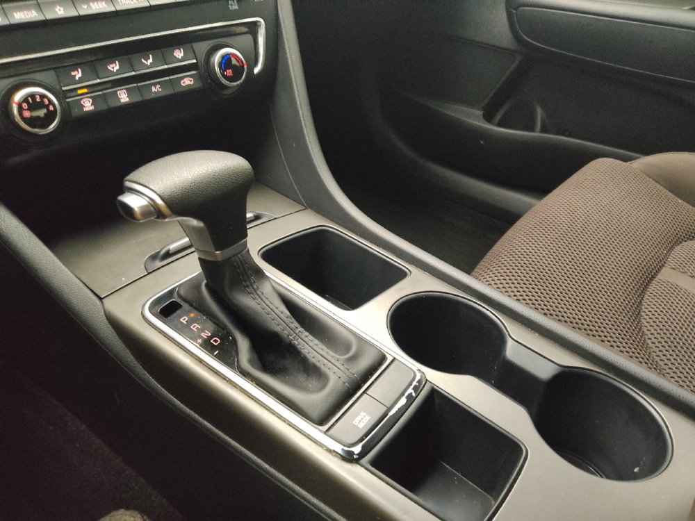 Used 2020 Kia Optima LX FWD image 26