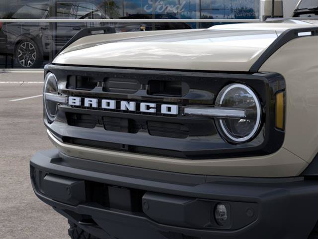 New 2026 Ford Bronco Outer Banks w/ Sasquatch Package AWD/4WD image 24