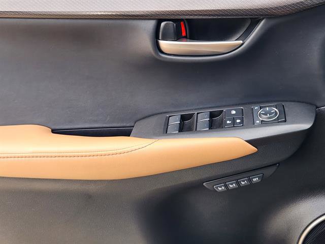 Used 2017 Lexus NX 200t FWD image 17