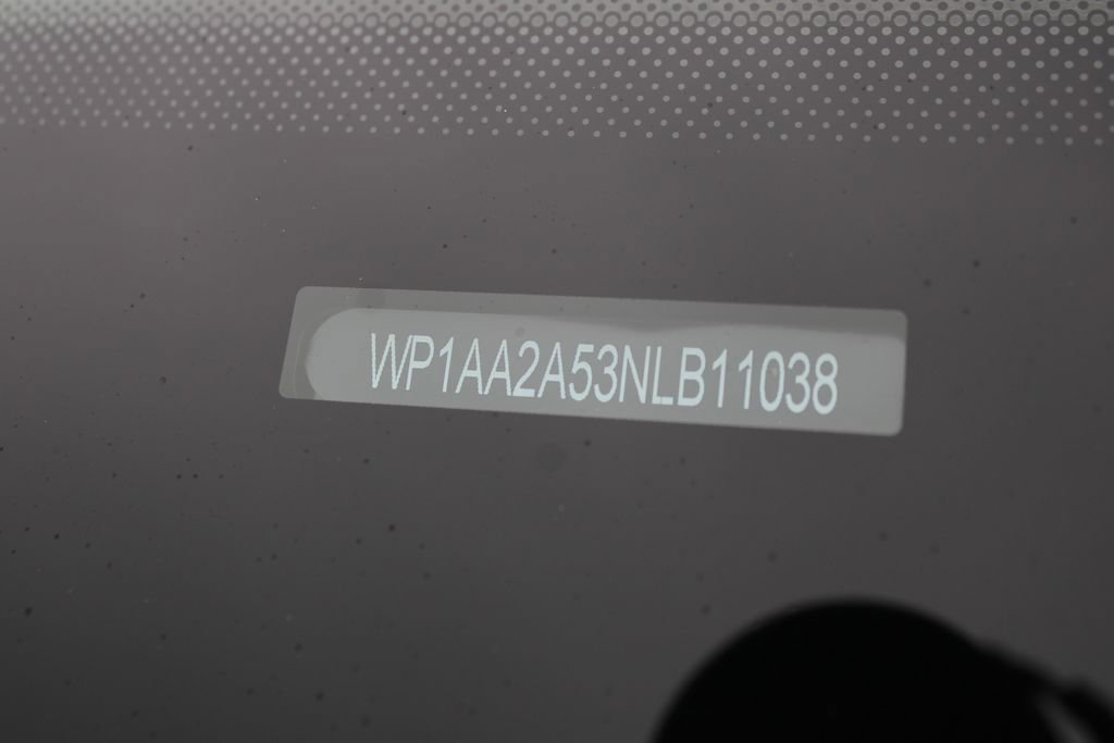 Used 2022 Porsche Macan image 40