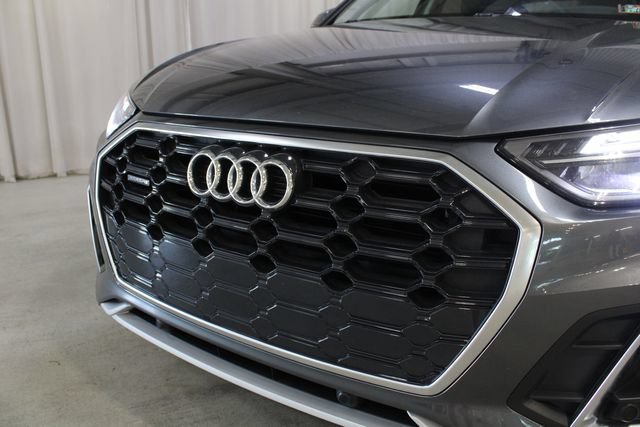 Used 2023 Audi Q5 2.0T Premium w/ Convenience Package AWD/4WD image 34