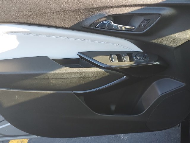 Certified 2024 Chevrolet Trax LT w/ Driver Confidence Package FWD image 14
