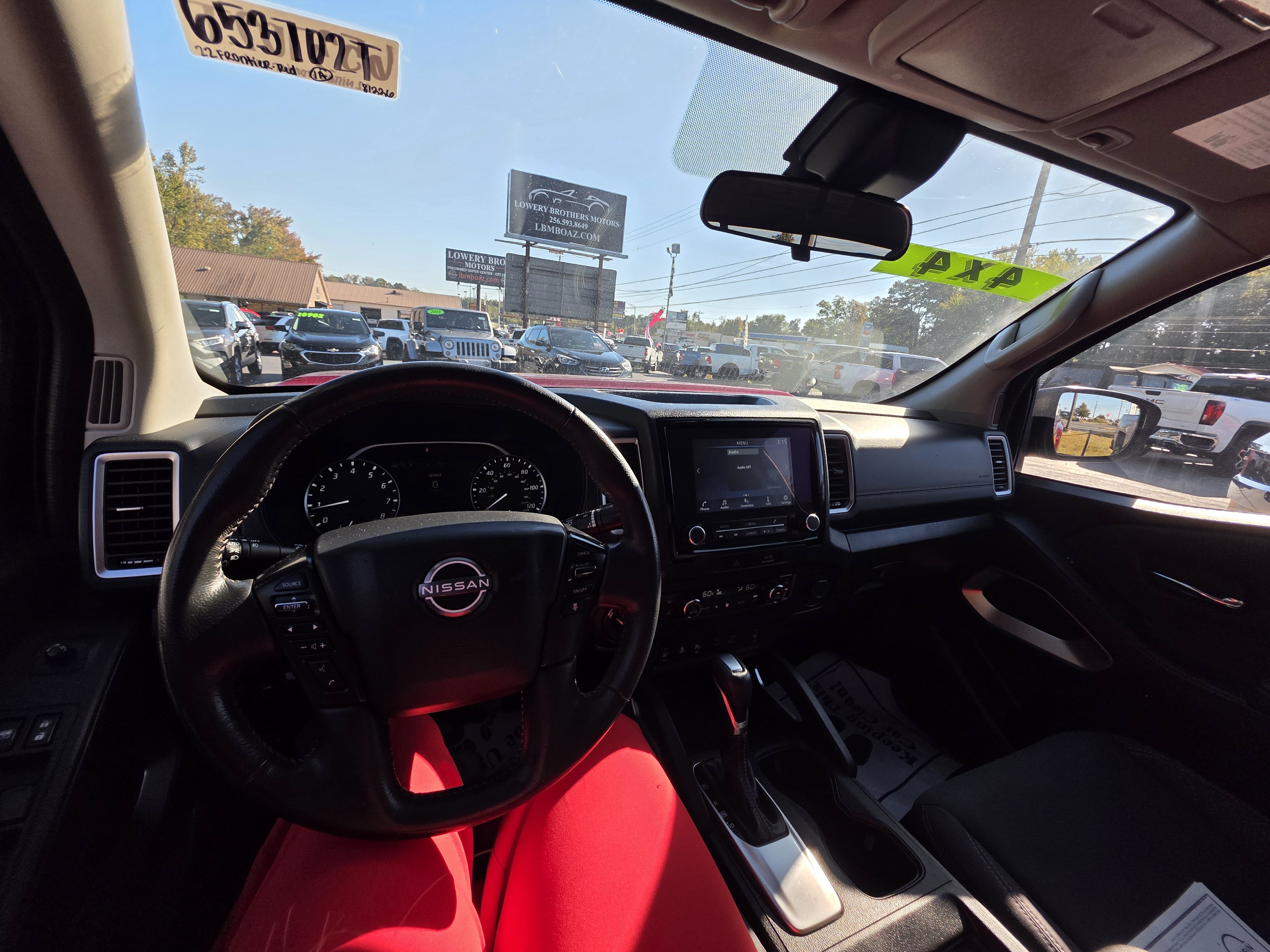 Used 2022 Nissan Frontier SV AWD/4WD image 16