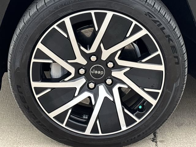 Used 2025 Jeep Wagoneer S Limited image 27