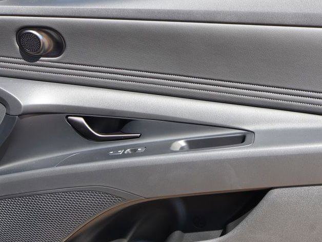 New 2026 Hyundai Elantra Sport image 13