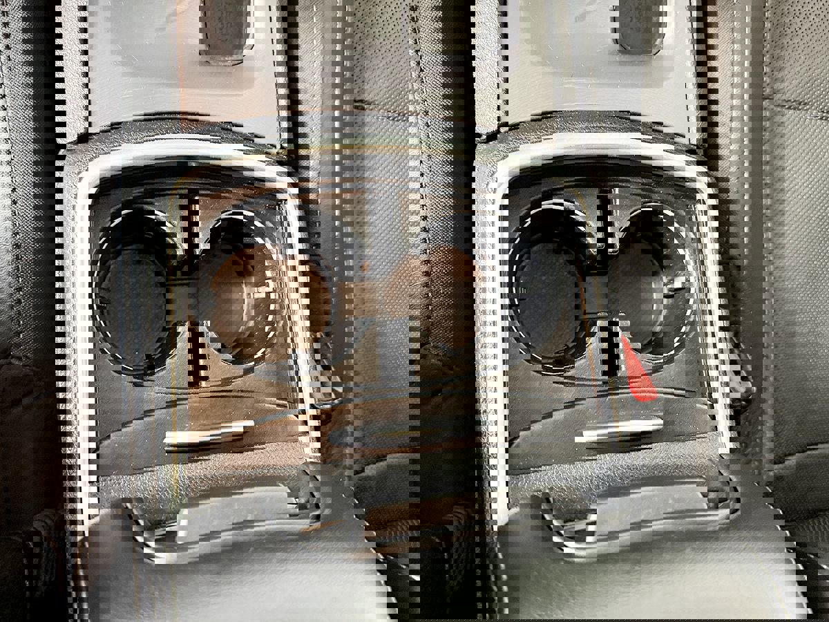 Used 2019 Dodge Charger SXT w/ Leather Interior Group RWD image 34