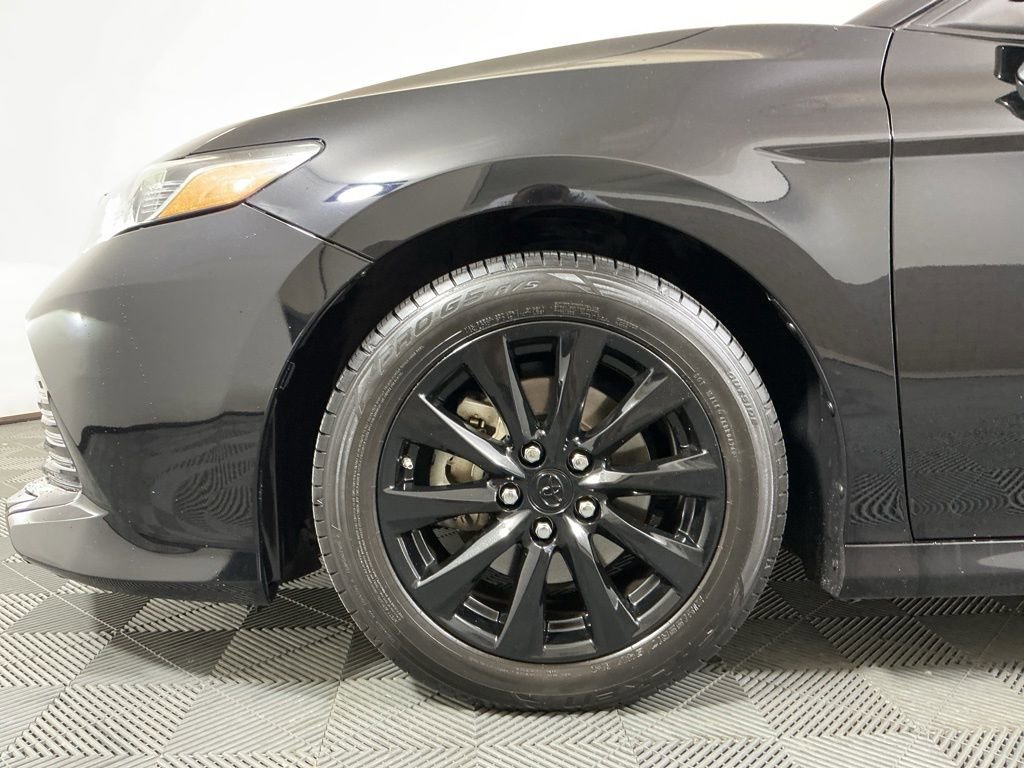 Used 2019 Toyota Camry LE FWD image 9