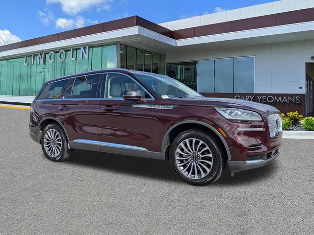 Certified 2023 Lincoln Aviator Reserve w/ Equipment Group 201A AWD/4WD image 2