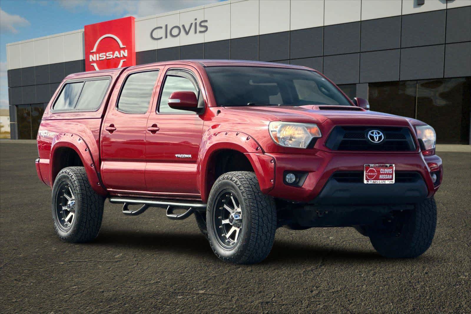 Used 2015 Toyota Tacoma 4x4 Double Cab w/ TRD Sport Package image 9