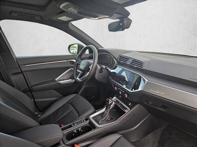 Certified 2025 Audi Q3 2.0T Premium w/ Convenience Package AWD/4WD image 11