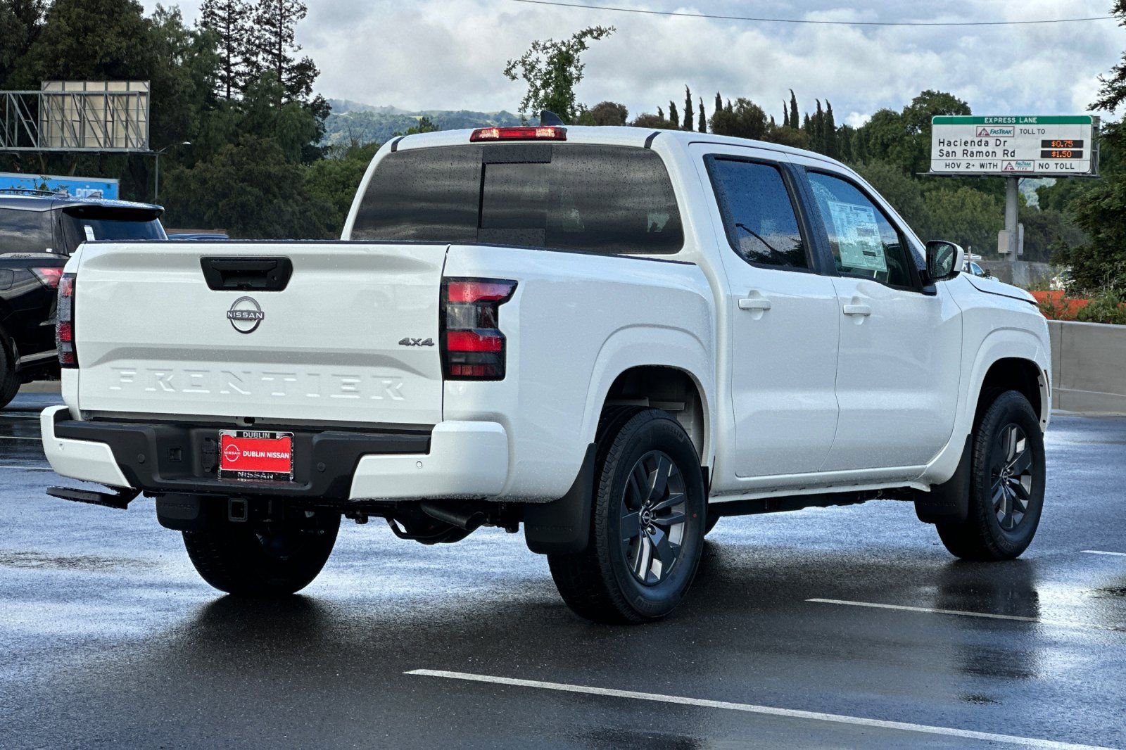 New 2026 Nissan Frontier SV AWD/4WD image 4