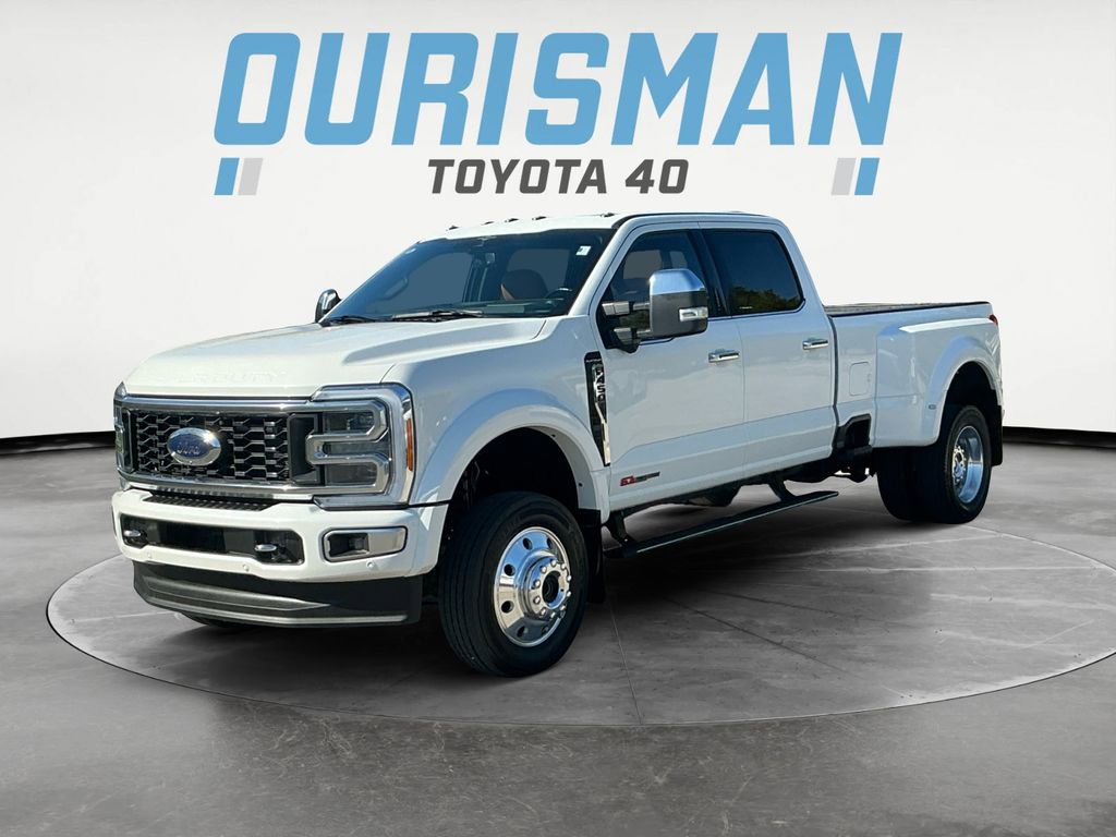 Used 2023 Ford F450 Platinum w/ FX4 Off-Road Package image 3