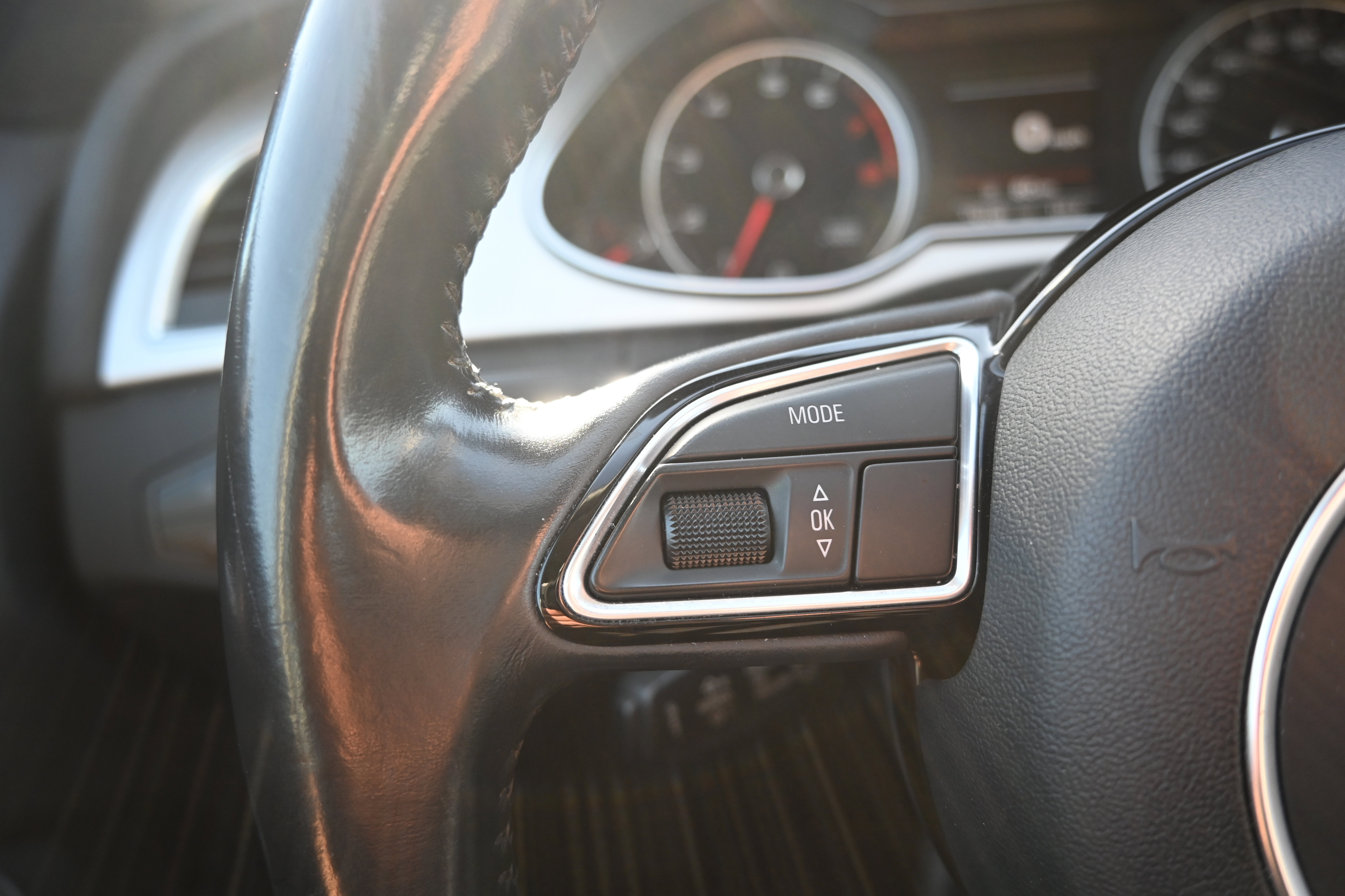 Used 2016 Audi A4 2.0T Premium w/ Audi MMI Navigation Plus image 29