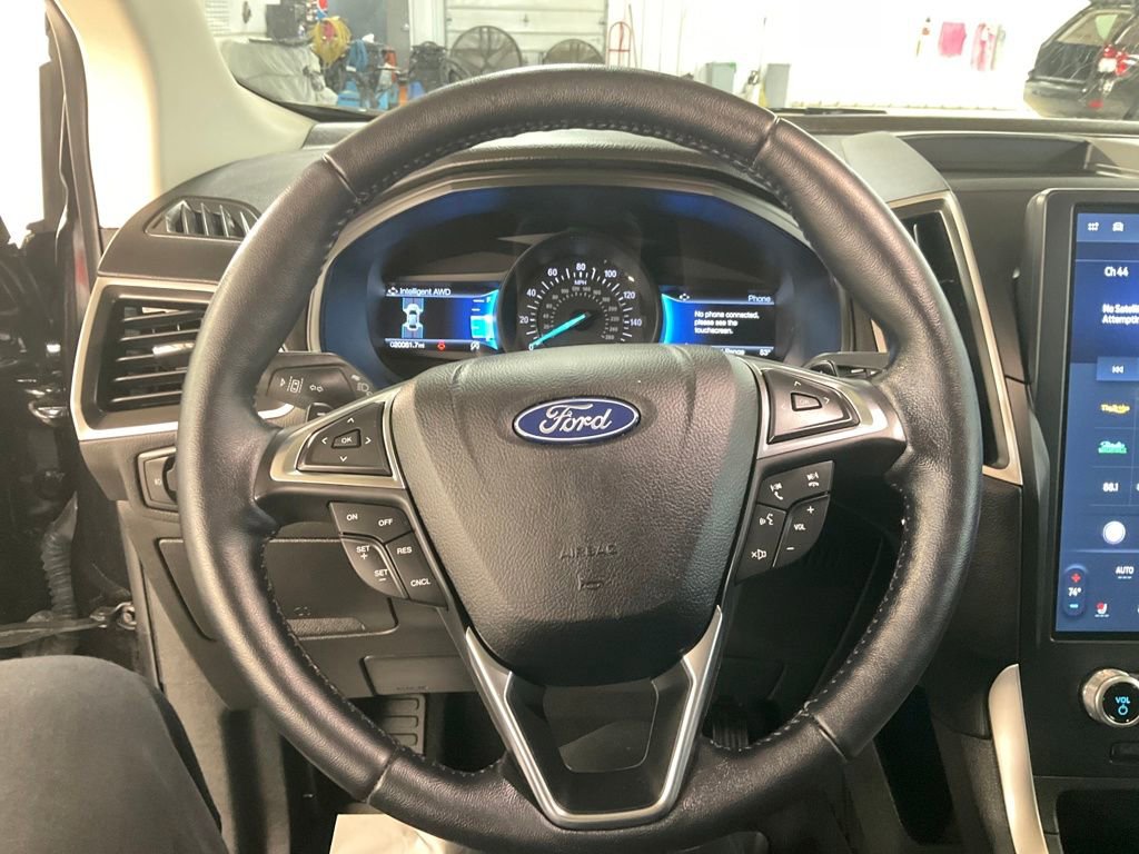 Used 2023 Ford Edge SEL w/ Convenience Package image 15
