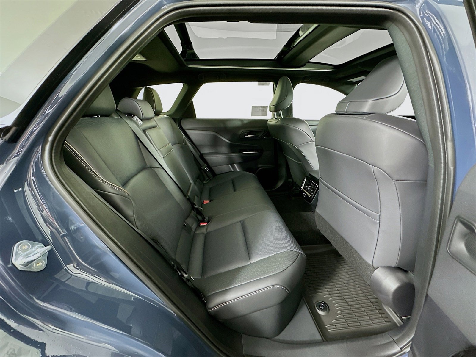 New 2025 Toyota Crown Signia Limited image 29