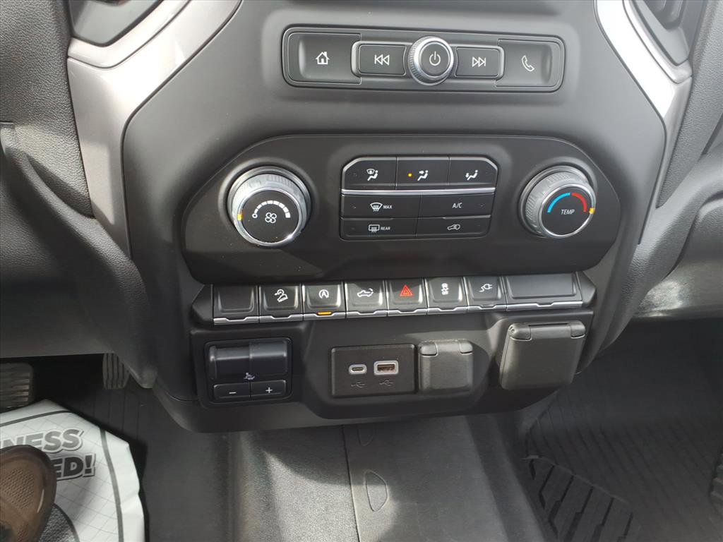 Used 2022 Chevrolet Silverado 1500 Custom Trail Boss w/ LPO, Dark Essentials Package AWD/4WD image 16