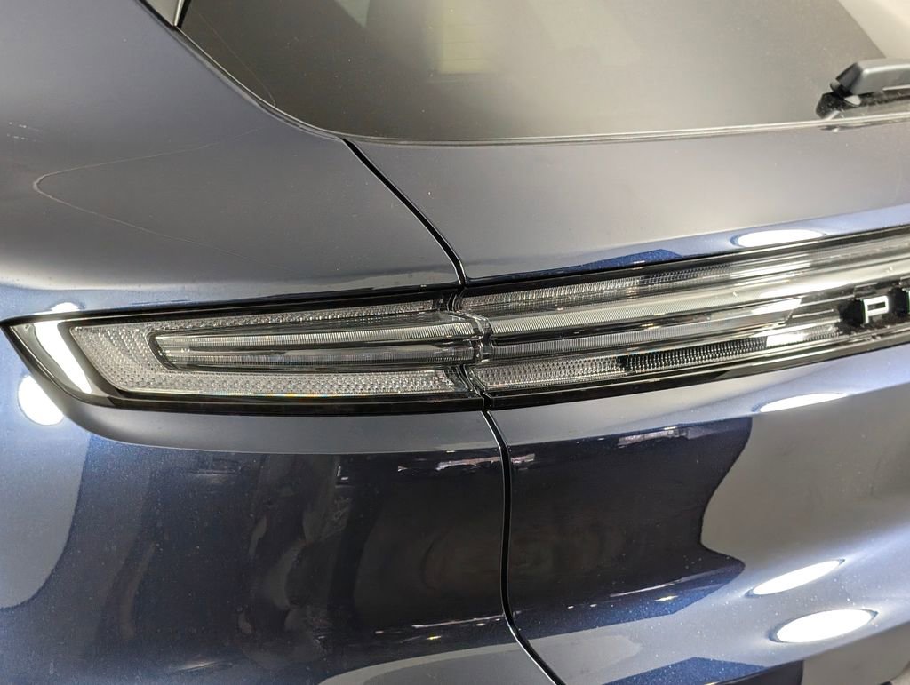 New 2026 Porsche Cayenne E-Hybrid image 16