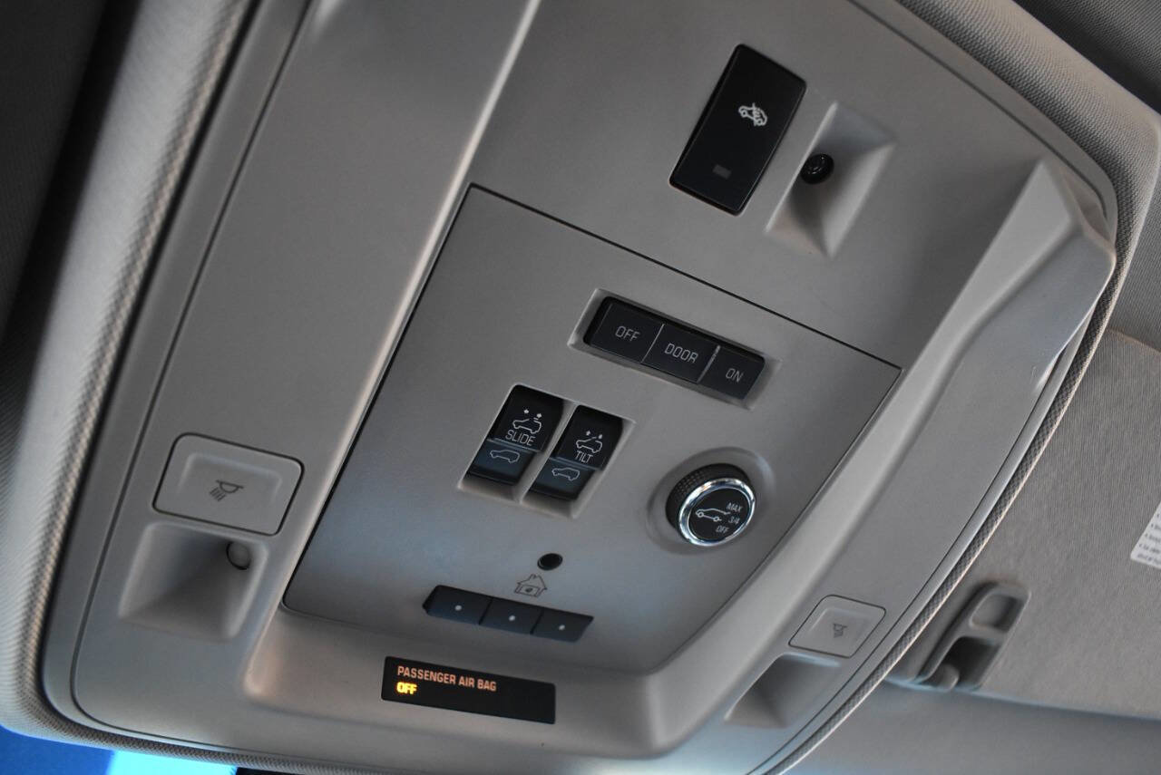 Used 2015 Cadillac Escalade Premium image 60