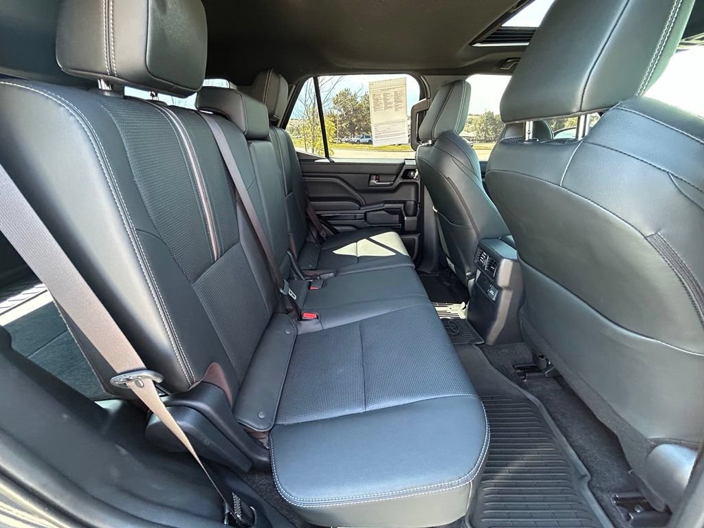 Used 2025 Toyota 4Runner Limited w/ Tow Technology Package AWD/4WD image 30