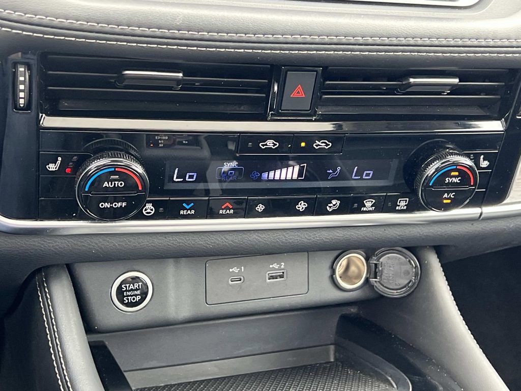Used 2021 Nissan Rogue SL image 19