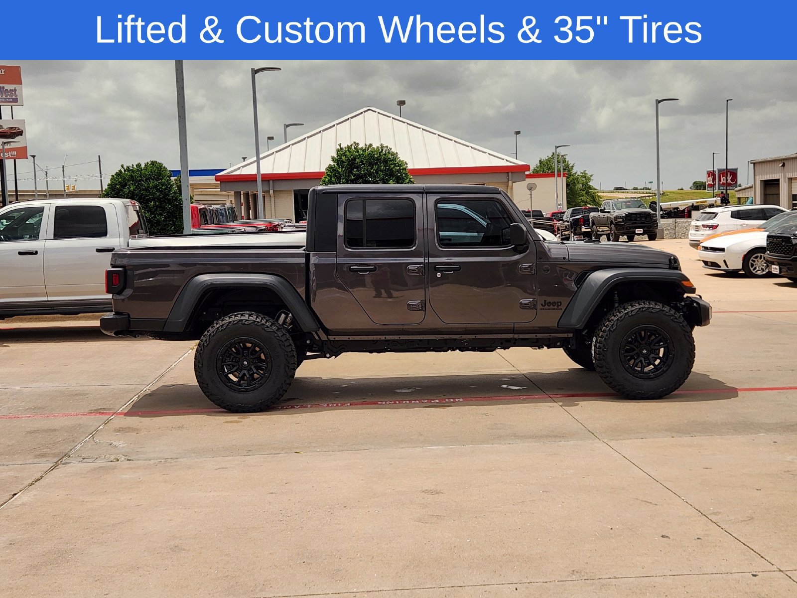New 2026 Jeep Gladiator Sport AWD/4WD image 7