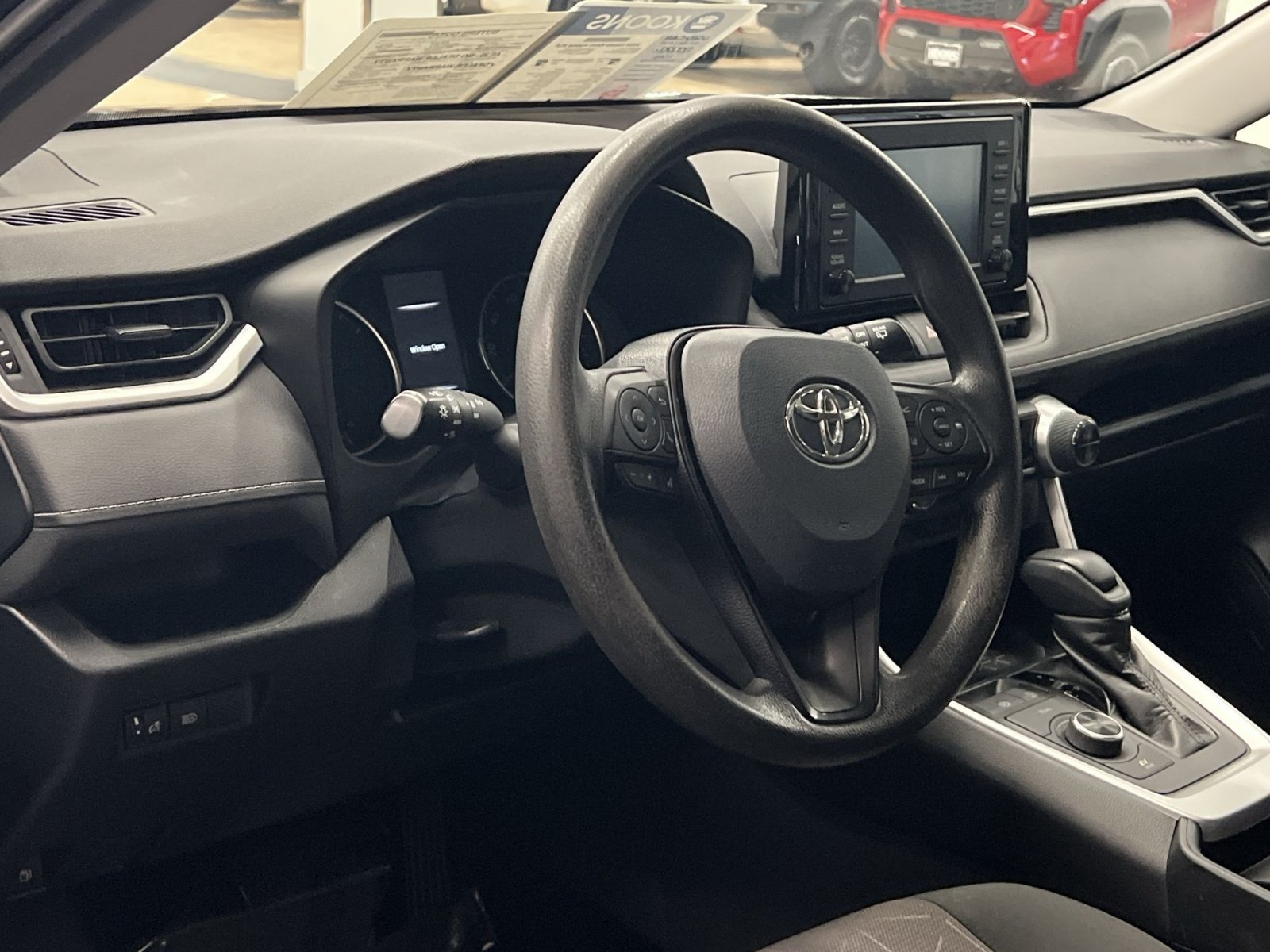 Used 2019 Toyota RAV4 XLE w/ Carpet Mat Package AWD/4WD image 14