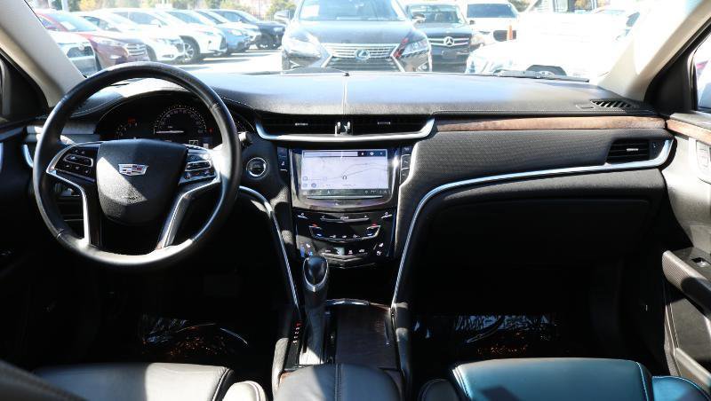 Used 2018 Cadillac XTS Luxury image 18