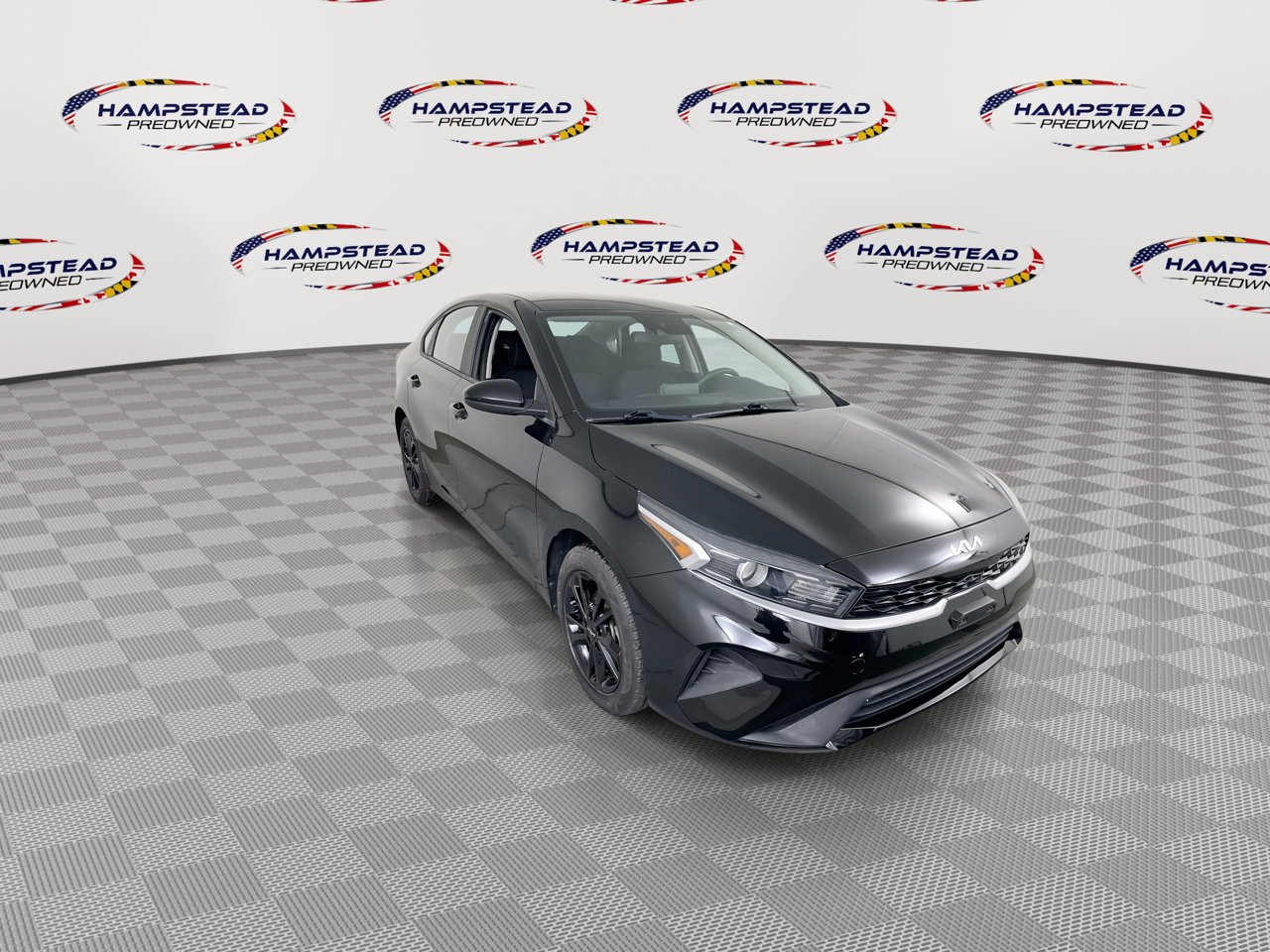 Used 2022 Kia Forte LXS image 2