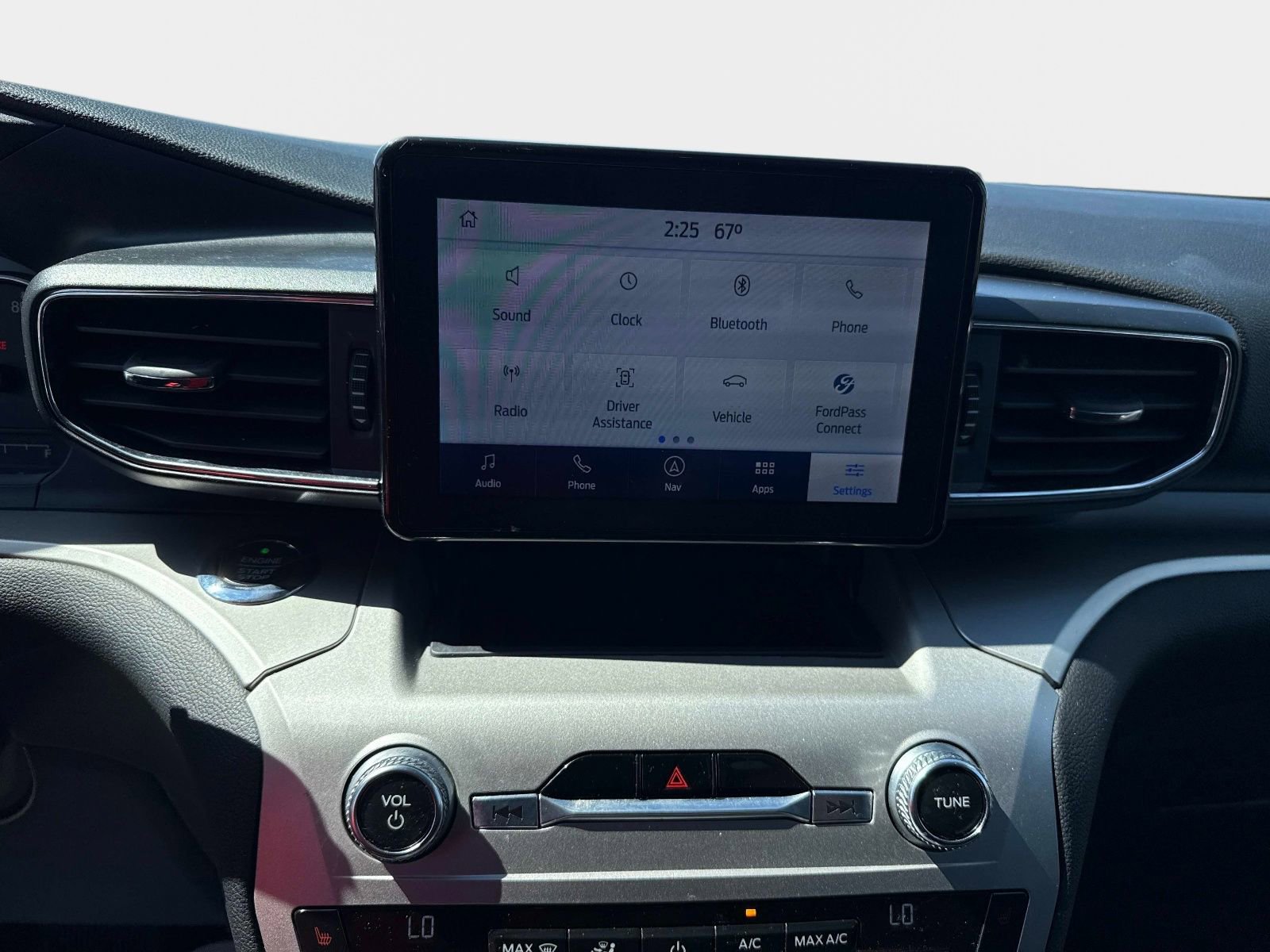 Used 2021 Ford Explorer XLT w/ Equipment Group 202A image 21