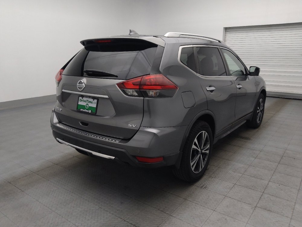 Used 2019 Nissan Rogue SV w/ Premium Package FWD image 9