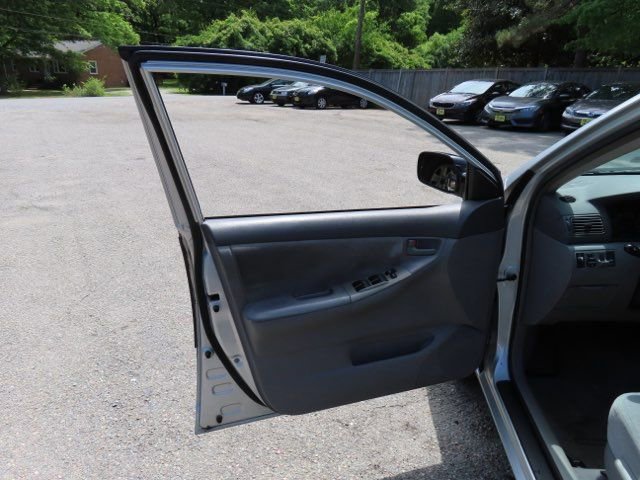 Used 2006 Toyota Corolla CE FWD image 14
