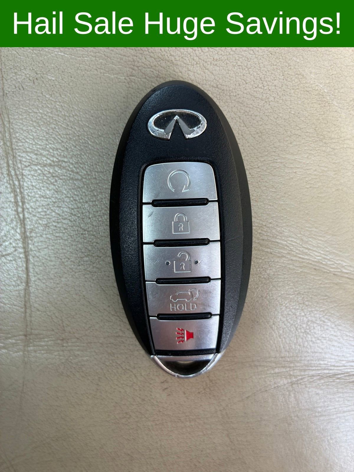 Used 2017 INFINITI QX80 2WD w/ Driver Assistance Package image 17