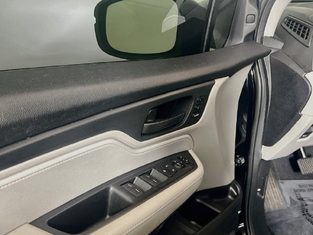Used 2018 Honda Odyssey EX-L image 12