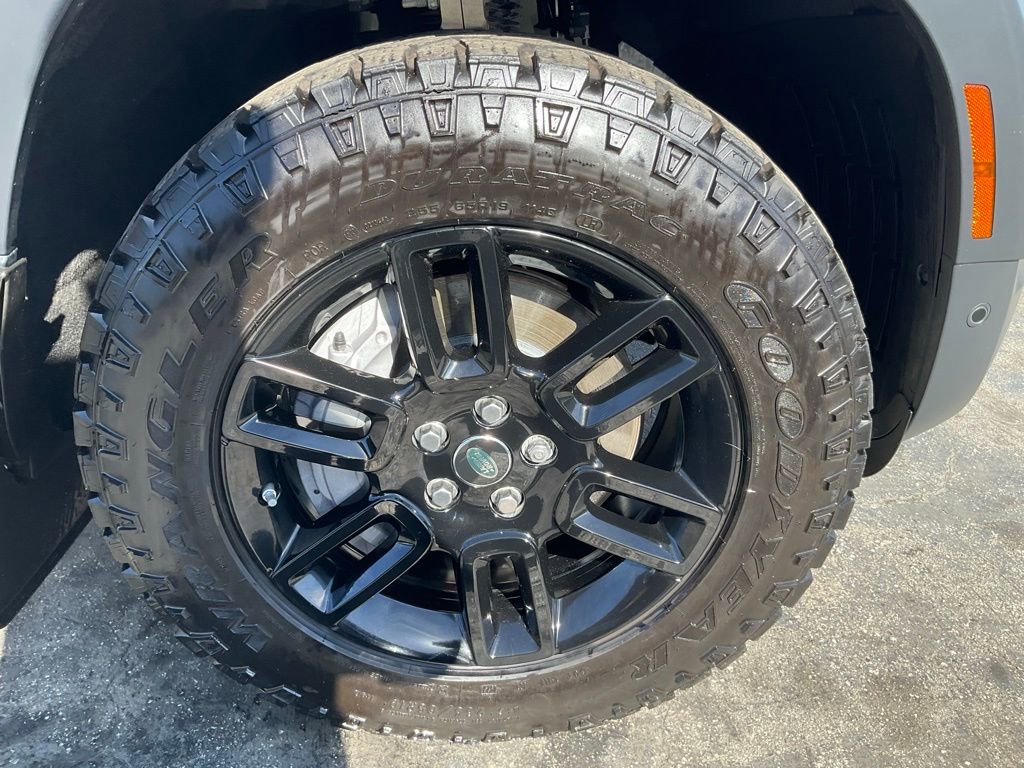 Used 2020 Land Rover Defender 110 HSE AWD/4WD image 85