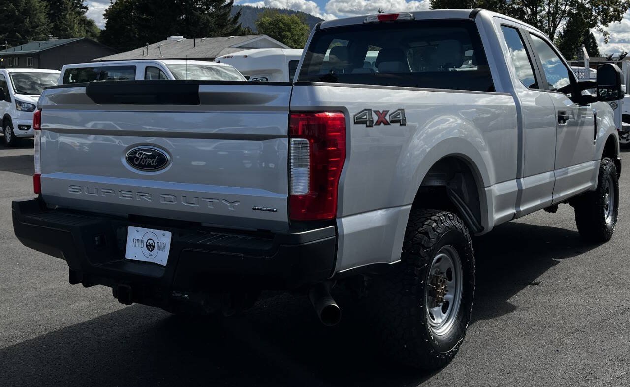 Used 2017 Ford F250 XL w/ Power Equipment Group AWD/4WD image 5