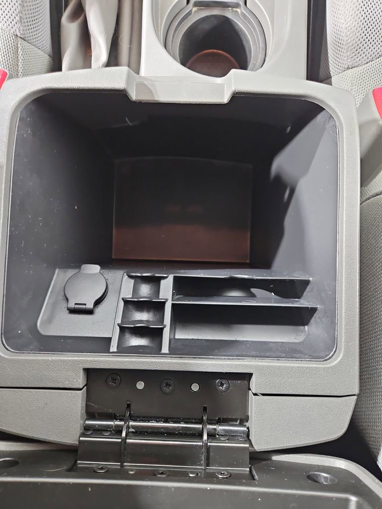 Used 2017 Nissan Frontier S image 23