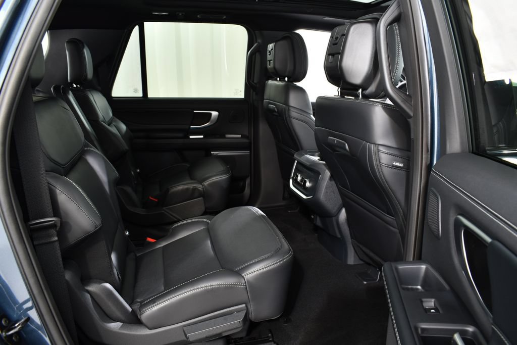 New 2027 Ford Expedition Max Platinum w/ Stealth Appearance Package AWD/4WD image 19