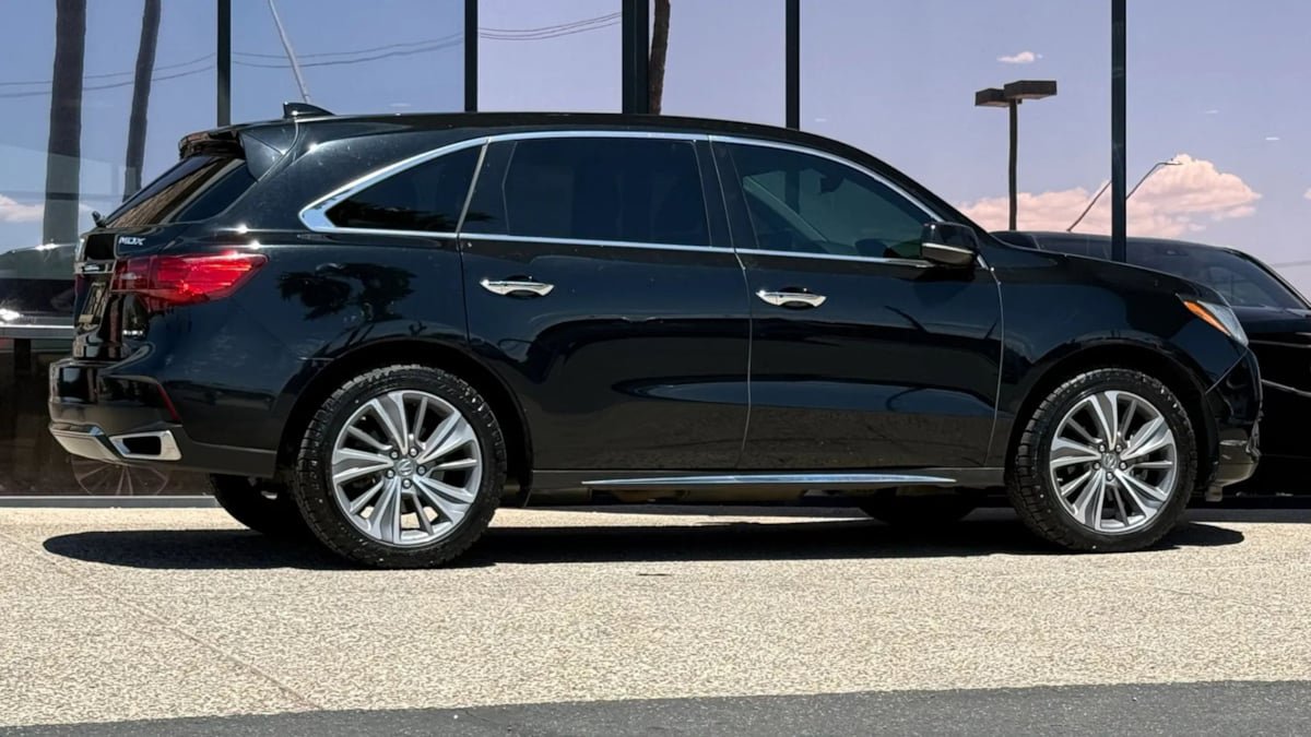 Used 2017 Acura MDX SH-AWD w/ Technology Package image 13