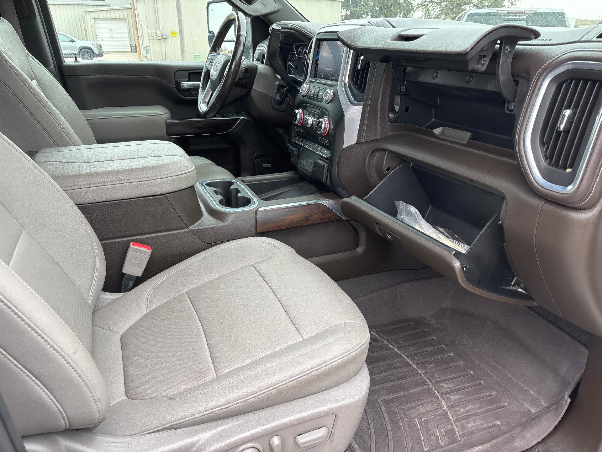 Used 2023 GMC Sierra 2500 SLT w/ SLT Preferred Package image 28