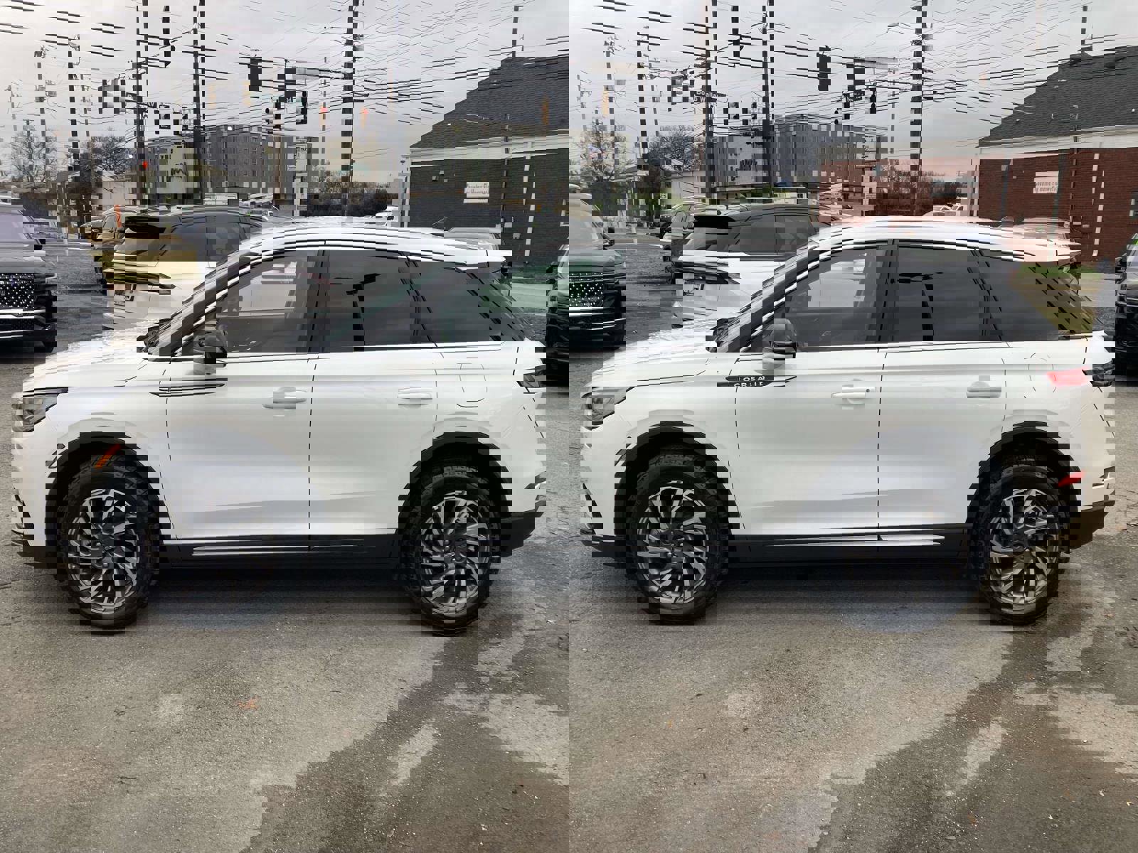 New 2025 Lincoln Corsair FWD w/ Equipment Group 101A image 8