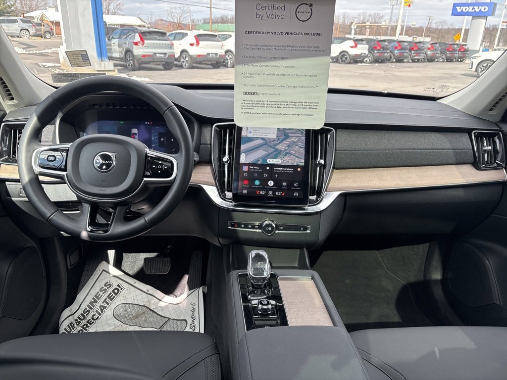Certified 2025 Volvo XC90 B5 Plus image 38